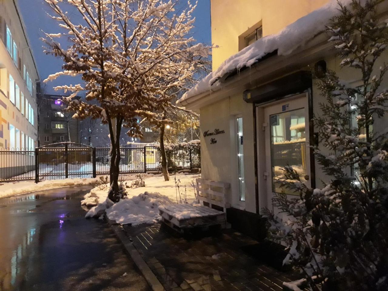 Westend Hostel Kiev Luaran gambar